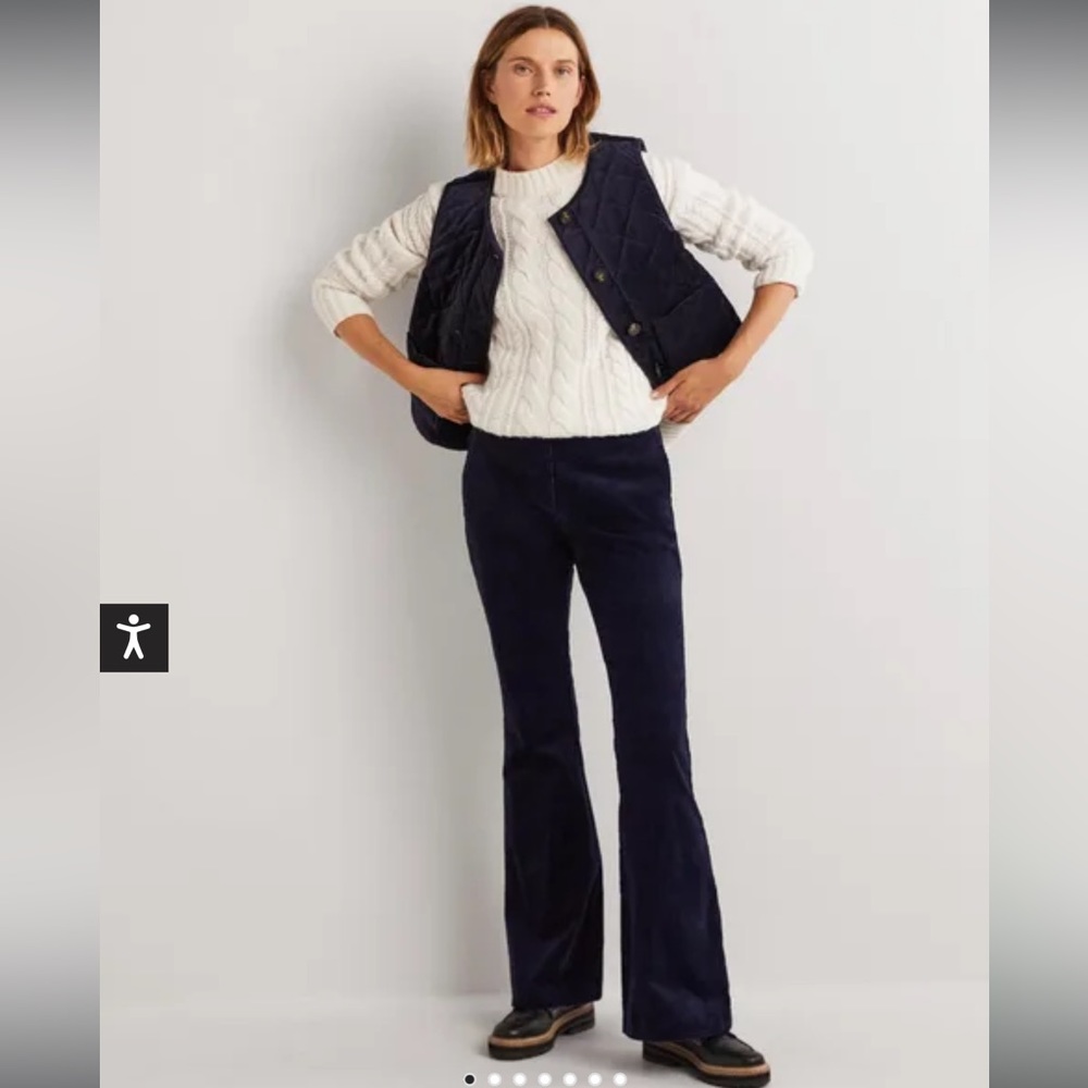 Boden High Rise Flared Pants in Navy